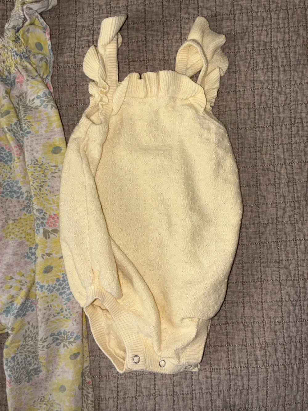 GAP Yellow Floral and Cream Kids Matching Set